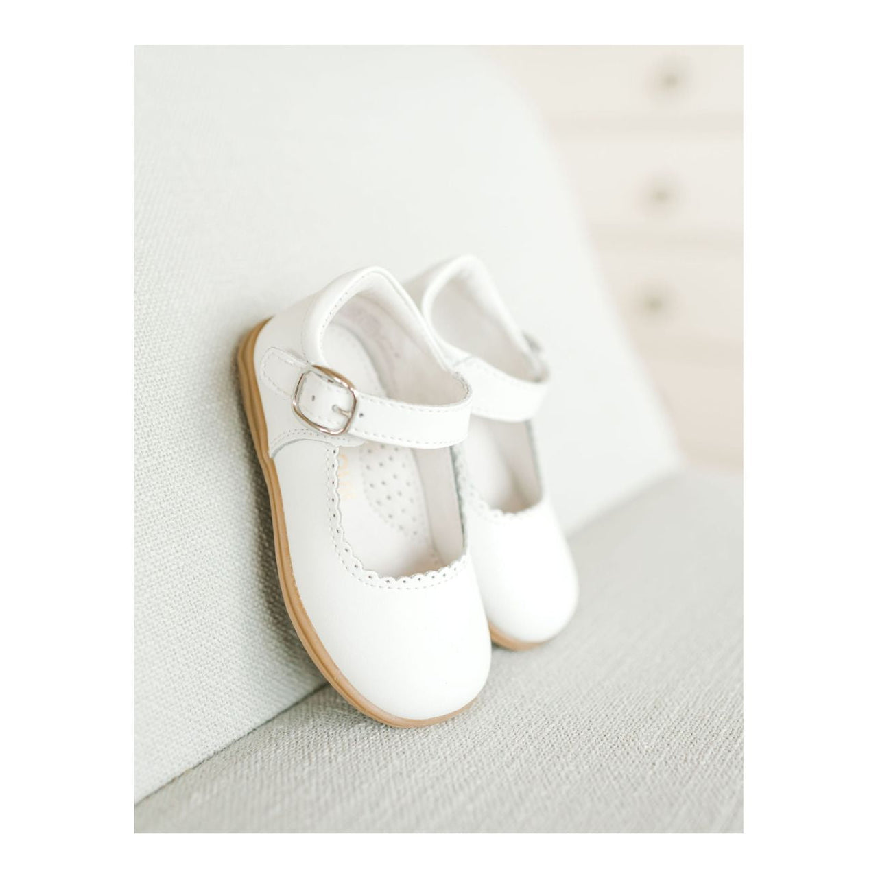 Chloe Classic Scalloped Leather Mary Jane | White