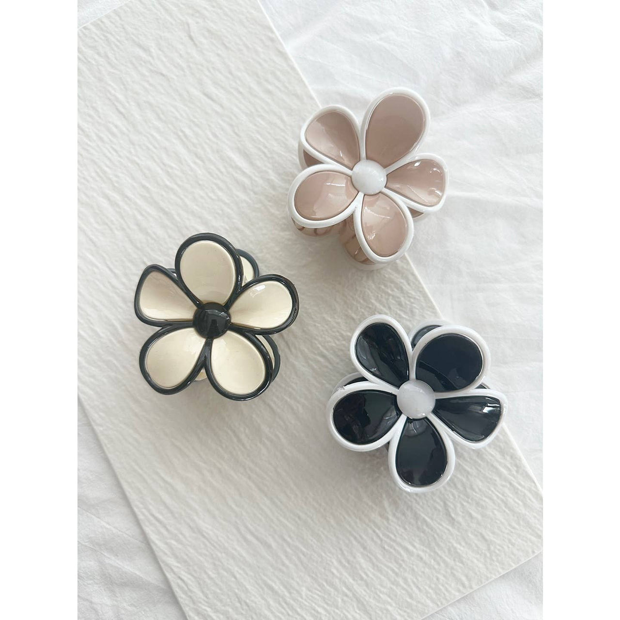 Assorted Neutral Glossy Flower Hair Clips