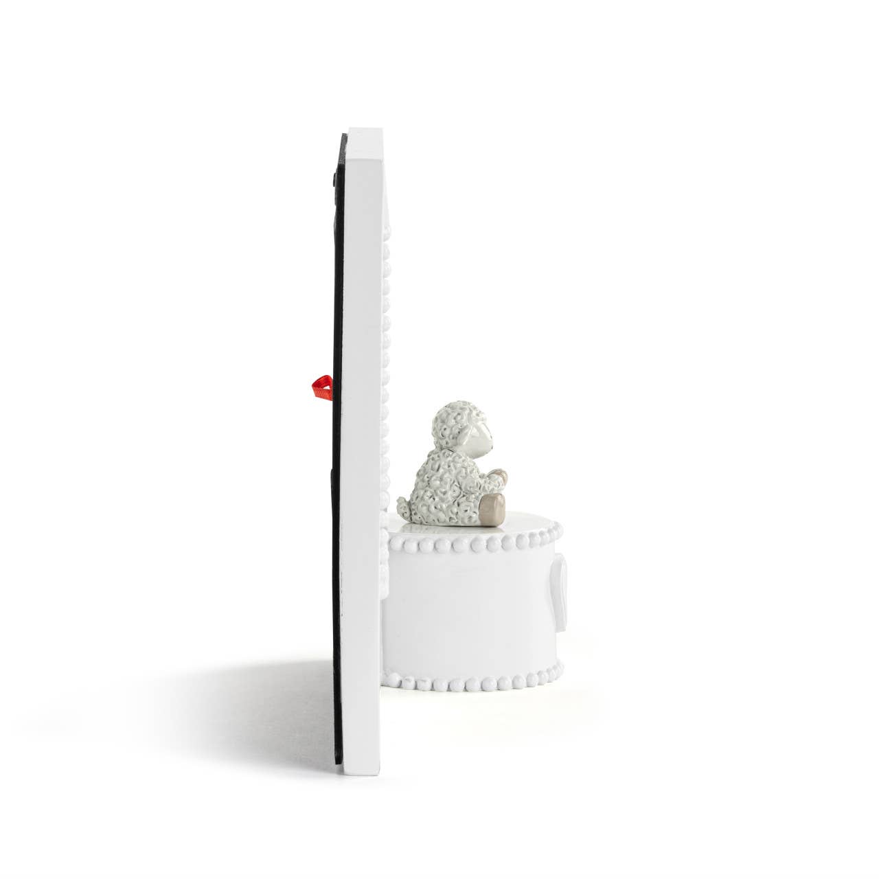 Jesus Loves Me Cream Lamb Musical Frame - 8x7in