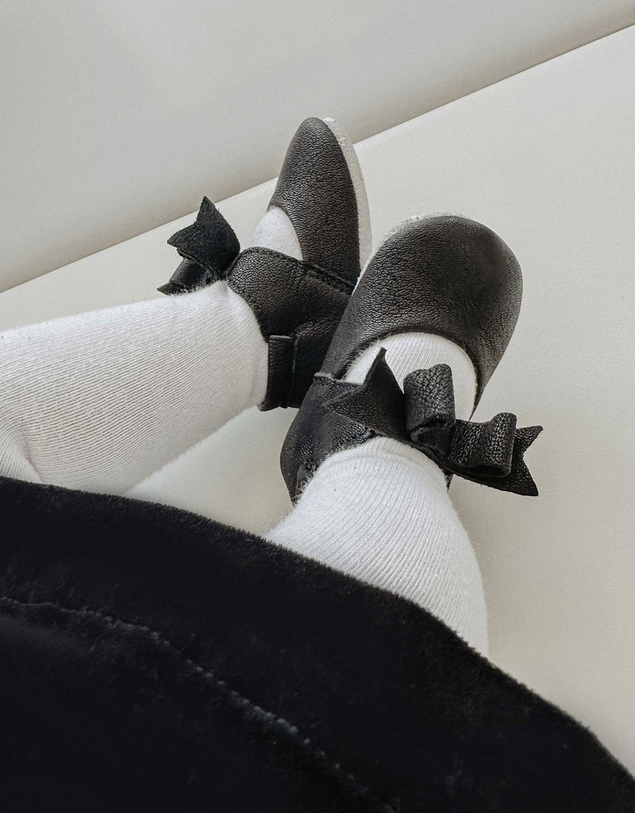 Sofia First Kicks Black