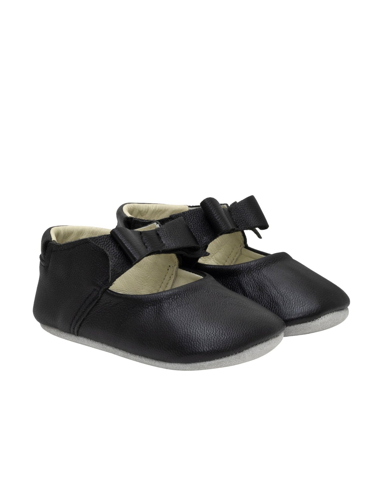 Sofia First Kicks Black