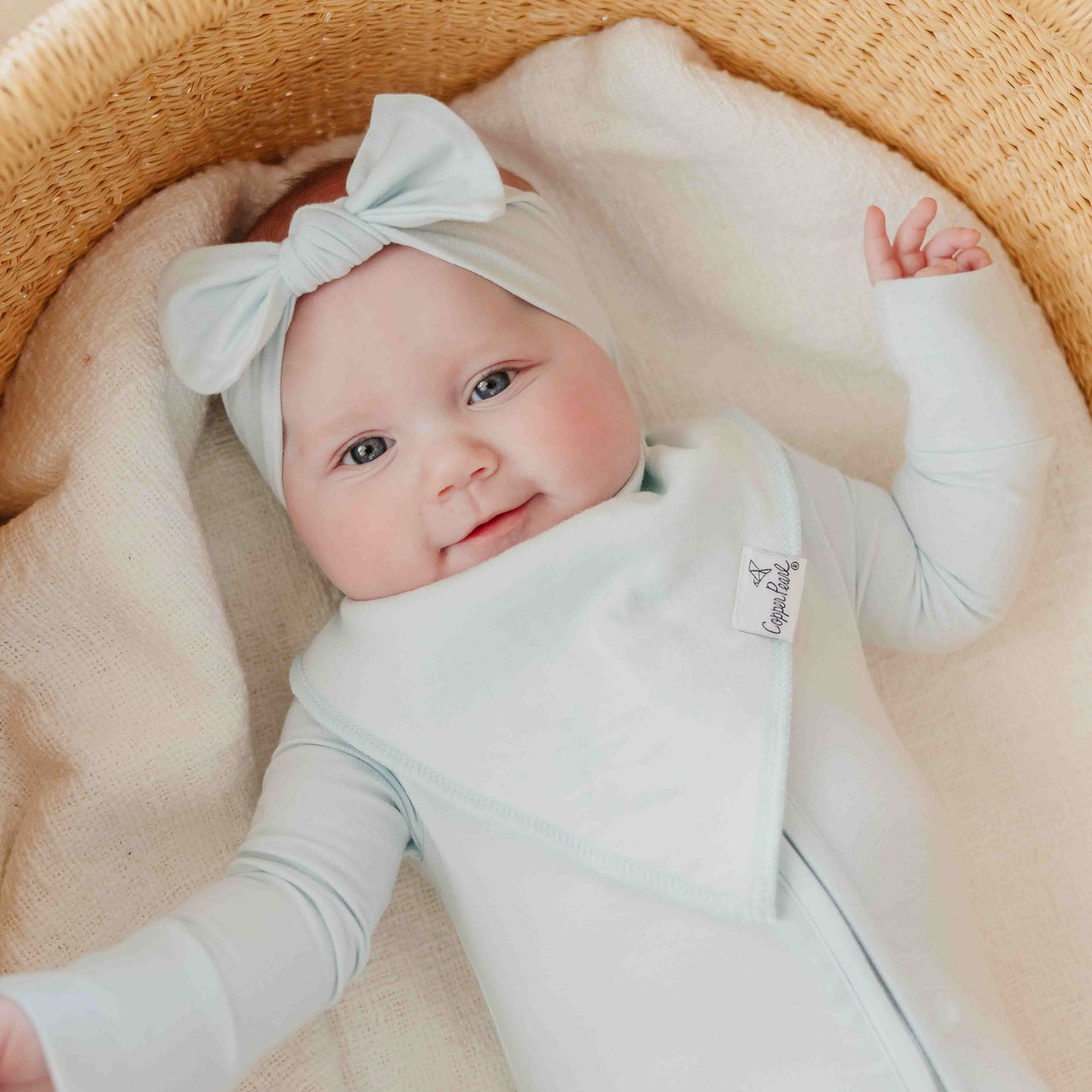 Air Bandana Bibs