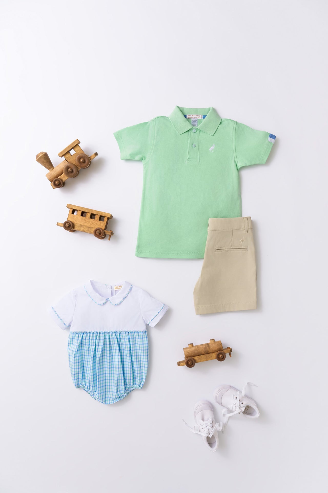 Prim & Proper Polo | Grace Bay Green with Sunrise Blvd. & Worth Avenue White Stork