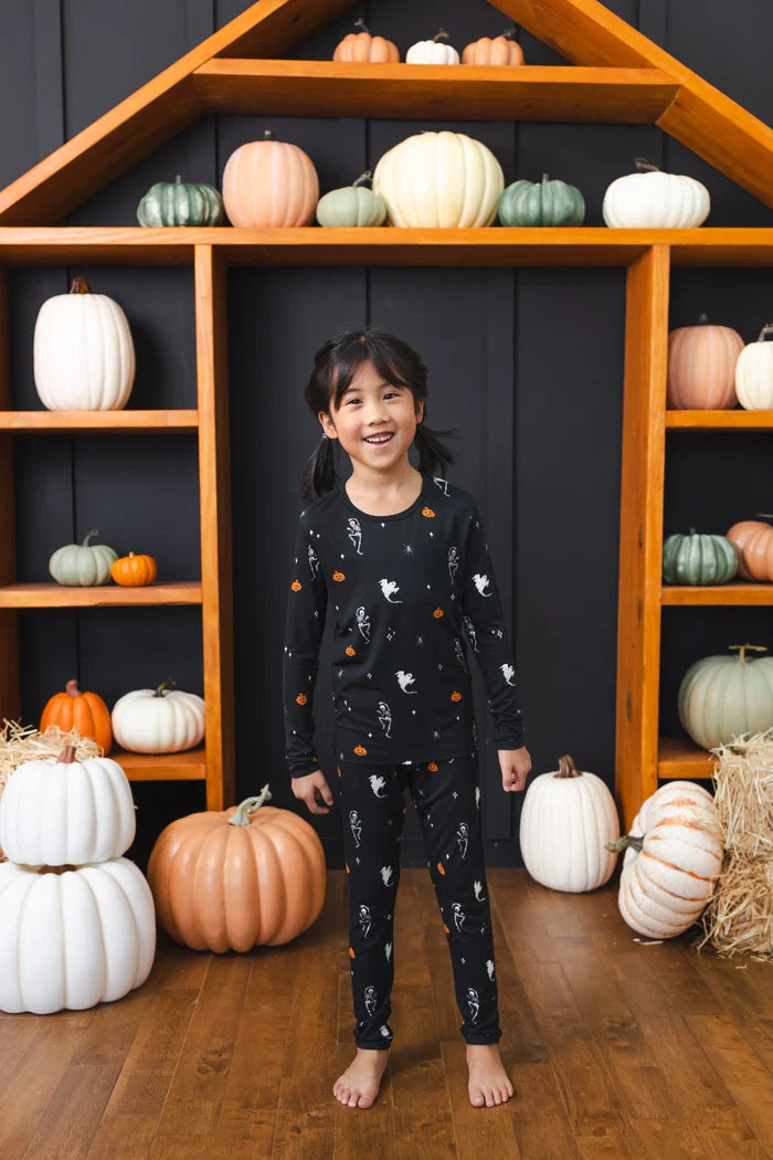 Long Sleeve Pajamas | Halloween Friends