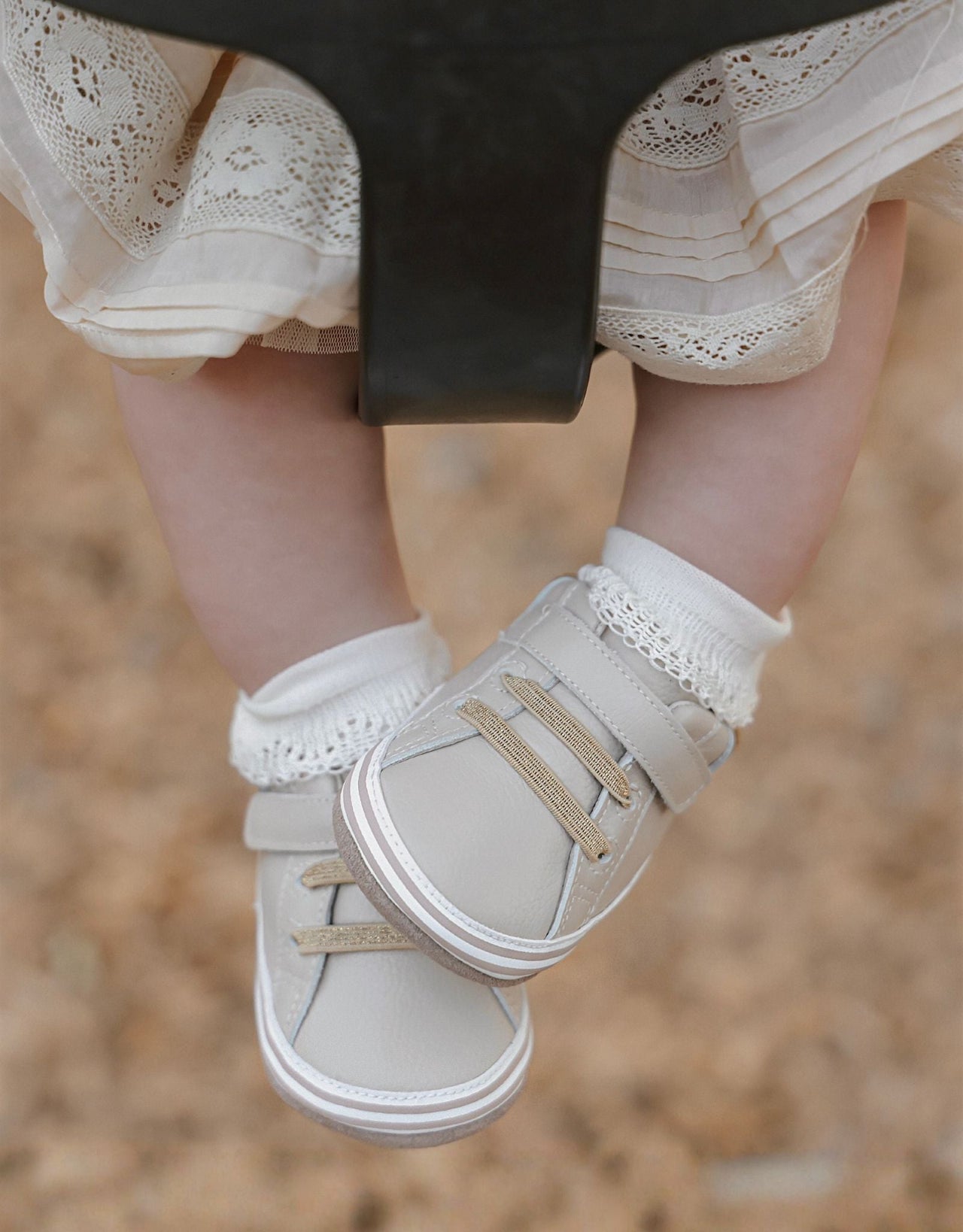 Addie First Kicks | Taupe