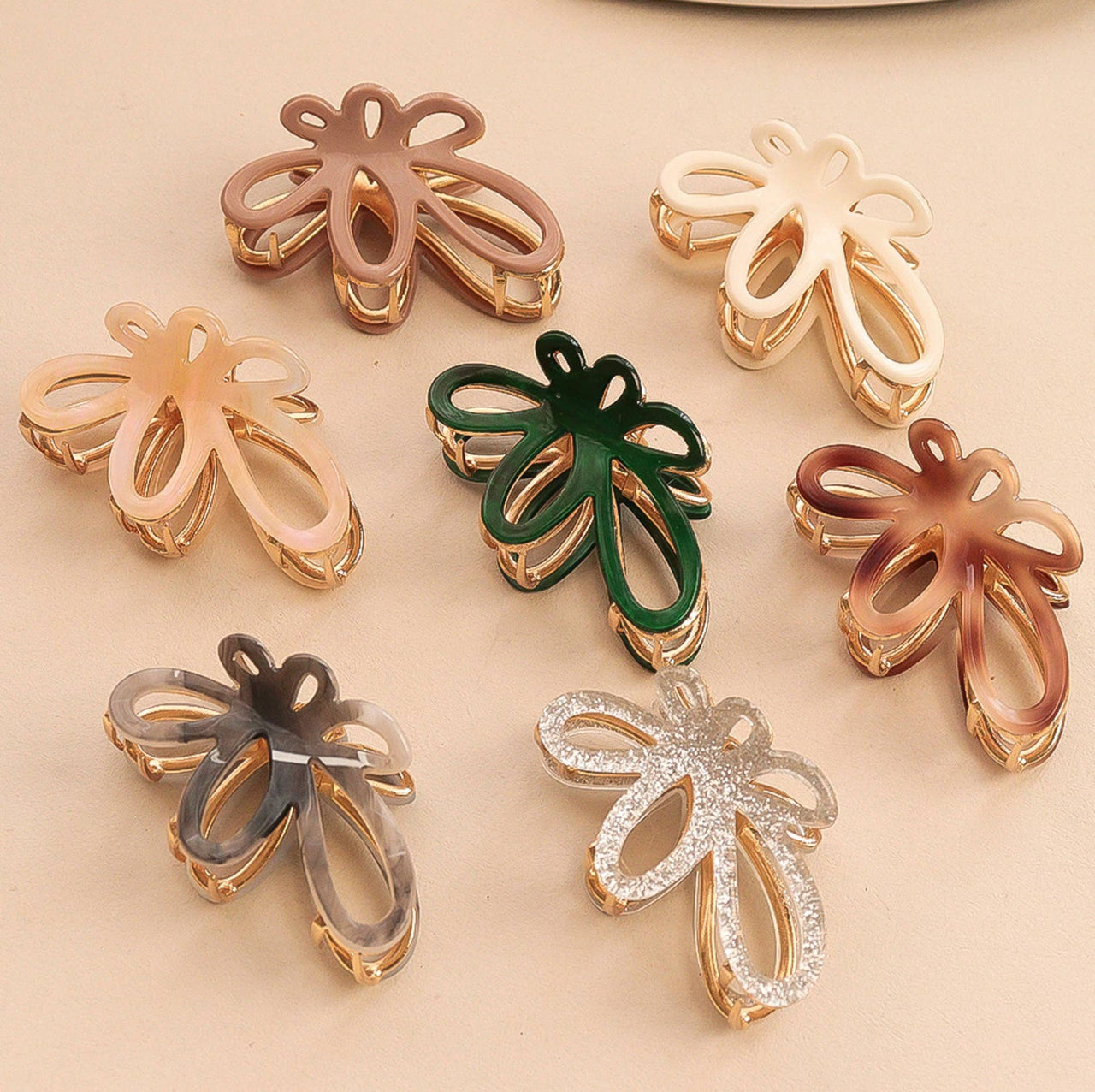 Marbled Gold Floral Hair Claw (Assorted)