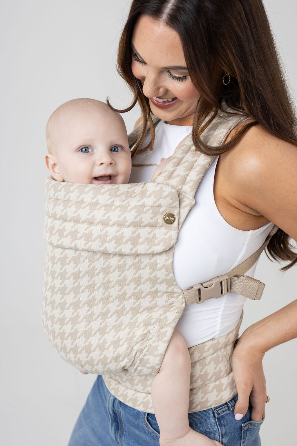 The Monarch Baby Carrier | Houndstooth